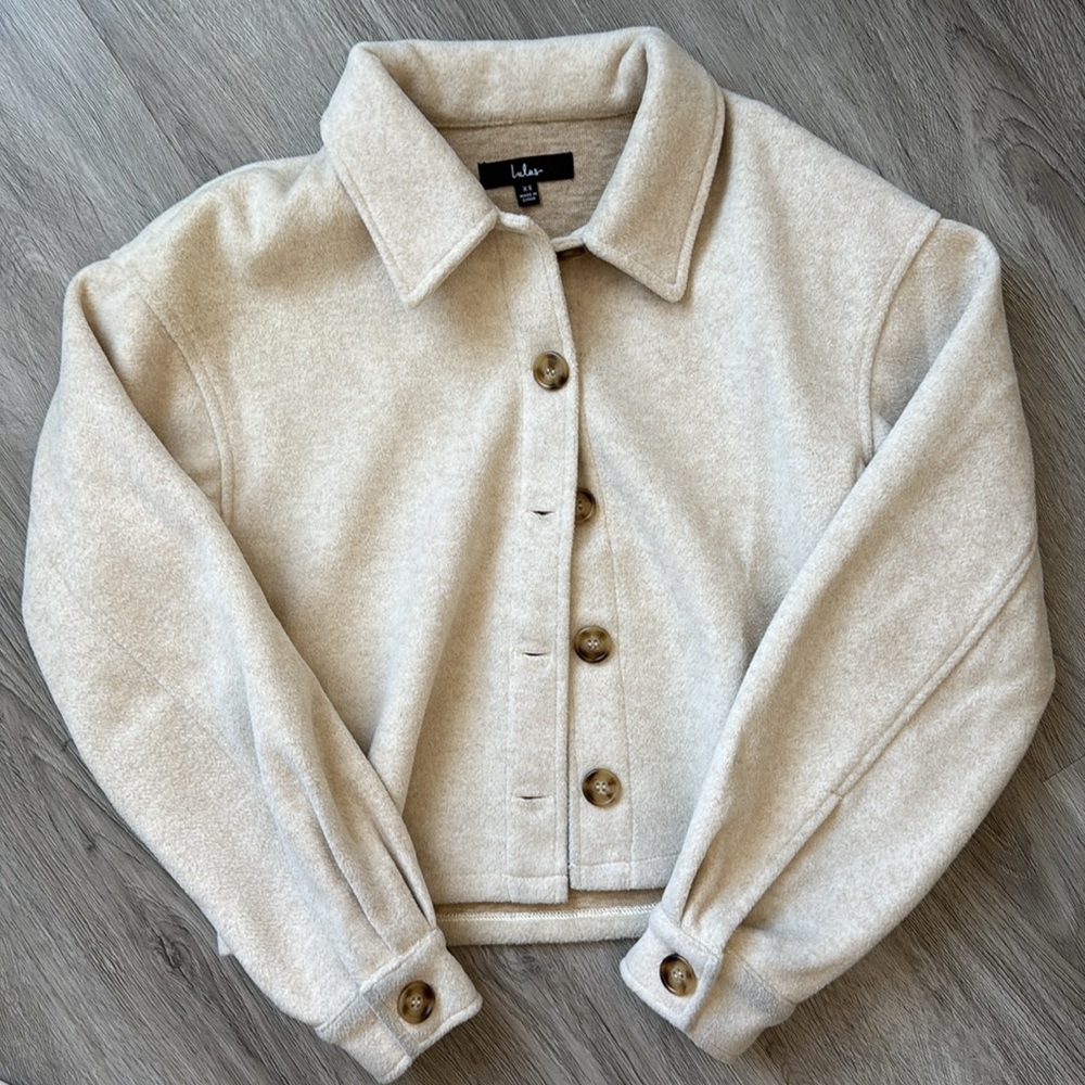 Lulus Comfy Essence Beige Cropped Shacket - Size XS